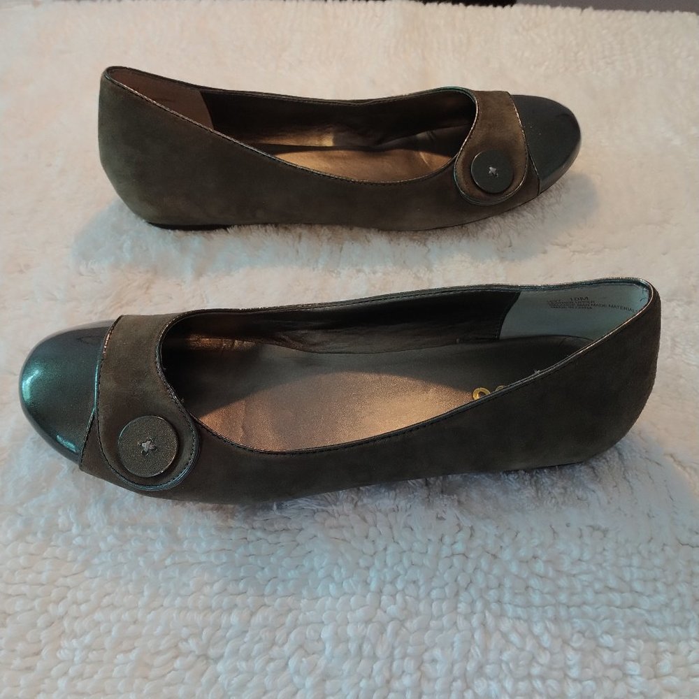 [Like New] Me Too Grey Leather Ballet Flats 10M